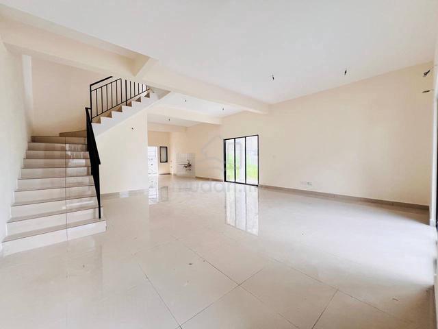 CORNER LOT | 3 Storey Terrace House Nassim Heights Ukay Bistari Ampang 1