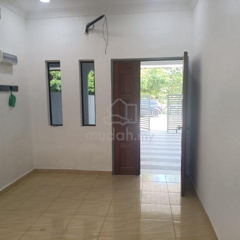 Reno unit Tmn Camar Kulim, 4🛏️3🛁 Open facing❗Dpn pdgCuci masuk kaki✅ 1