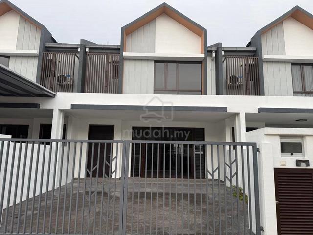 New House Double Storey Terrace Serenia Anisa Kota Warisan Sepang 1