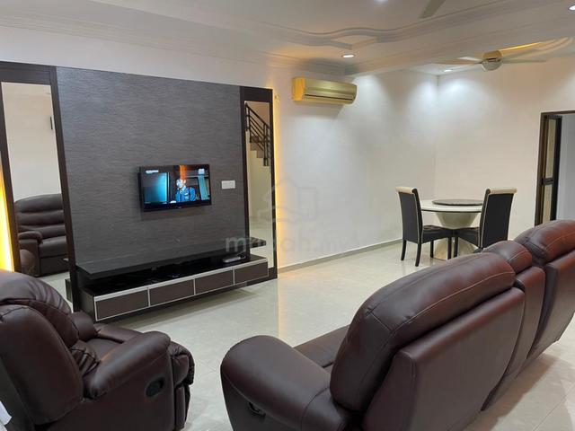 3-Storey Terrace @ Sungai Batu (Freehold) | Renovated & Move-In Ready 1