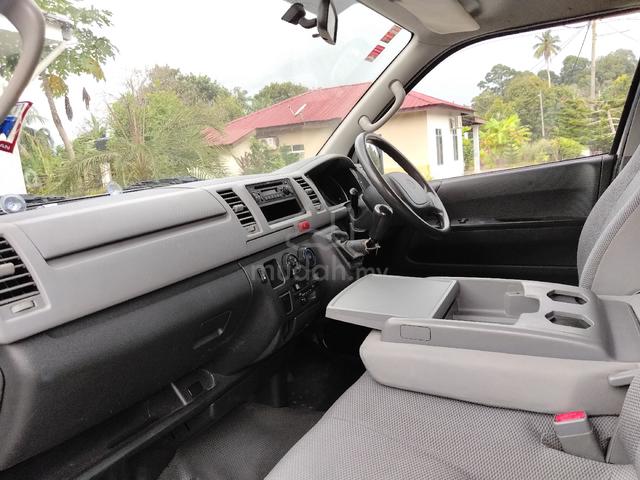 2009 Toyota HIACE 2.7 TRH203R-EDMDK (M) - 4