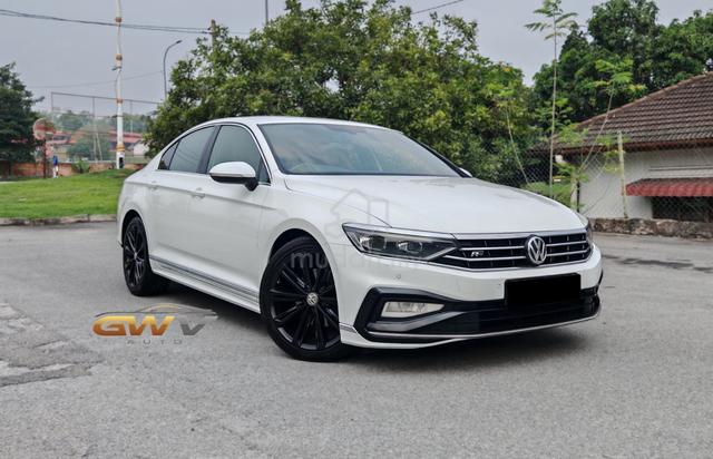 2021 Volkswagen PASSAT 2.0 R-LINE F.Service Sport - 1