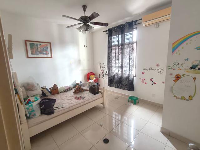 Taman Laguna Taman Perling Superlink Gated Guarded Non Bumi Can Buy 3