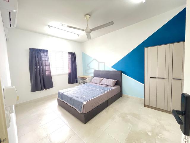 【New Renovated】Seri Mutiara Master Aircon Room at Setia Alam 1