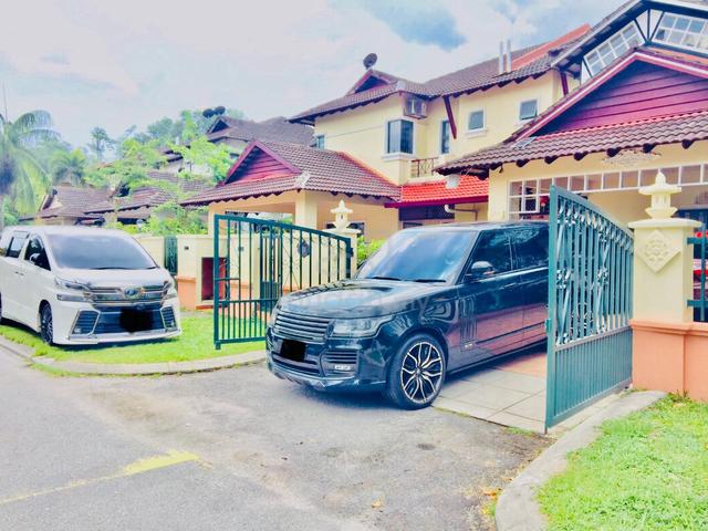 10 ROOMS RARE 2 HUGE MANSION Side-by-Side Bungalows in Kemensah Height 1