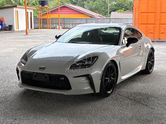 Toyota GR86 2.4 RZ (Auto) READY STOCK - 2