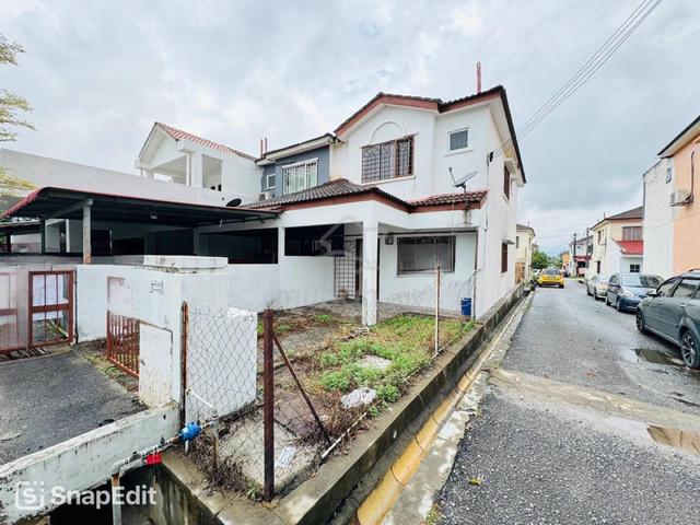 Double Storey END LOT BANDAR TASIK PUTERI Rawang Selangor 1