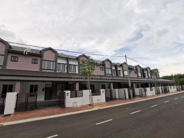 [SELL AT LOST BELOW MV] 2 Sty Terrace 24 x 90 GATED GUARDED SP Saujana 1