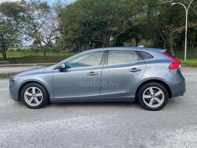 2015 Volvo V40 1.6 T4 (A) FREE WARRANTY / SERVICE - 2