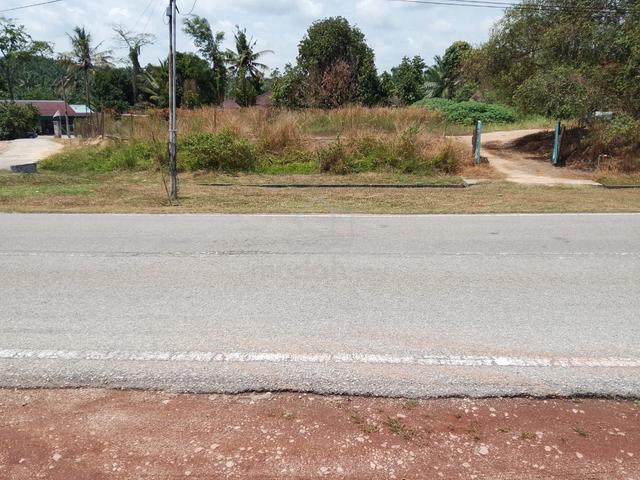 tanah cantik tepi jln besar kwasan kg 1