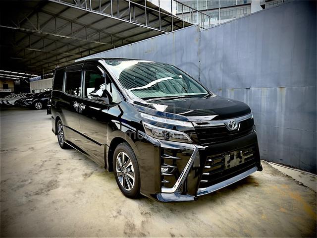 2021 Toyota VOXY 2.0 ZS KIRAMEKI III (A) - 1