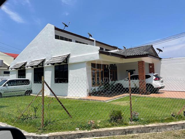 Tanjung Gemuk, Port Dickson - 3R2B Single Storey Terrace 1