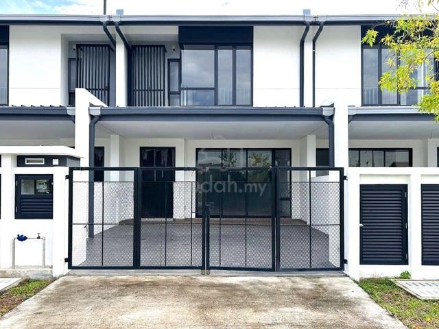 FACING OPEN 2,092 SQFT 🔥 2 Storey Nadira 3 Bandar Bukit Raja Klang 1