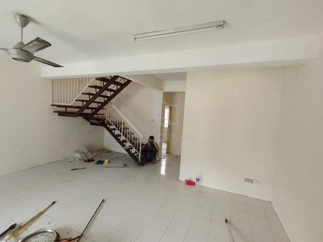 (SEWA) 2Sty for Rent. Tmn Puncak Jalil, Seri Kembangan 1