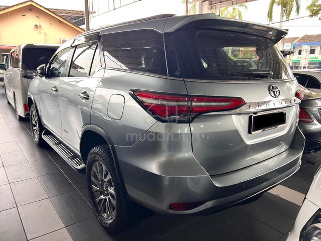 2021 Toyota FORTUNER 2.7 SRZ*SUPER TIP TOP* - 4