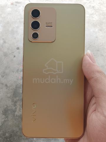 Vivo V23 (12GB ram) - photo 2 of 2