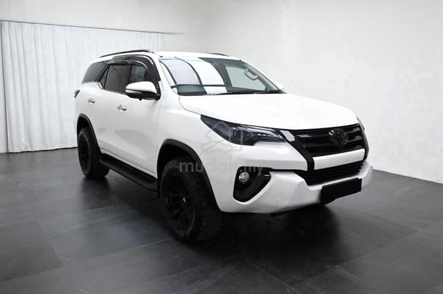 2017 Toyota FORTUNER 2.7 SRZ 4x4 7 SEAT SUV TIPTOP - 3