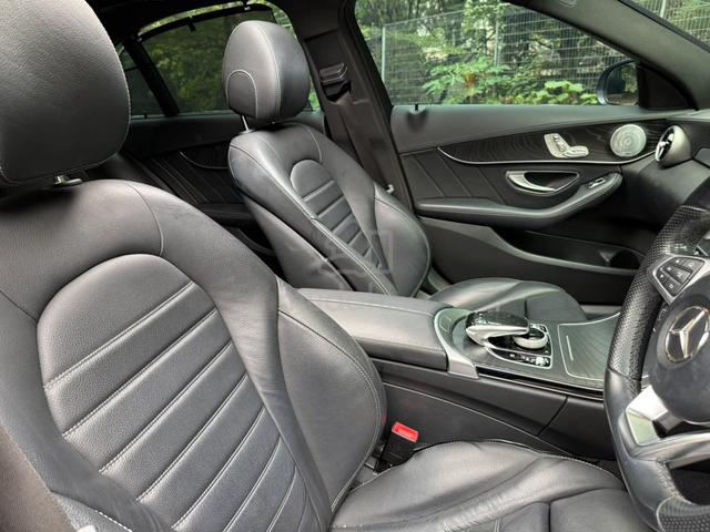Mercedes Benz C250 2.0 AMG LINE (CKD) TIPTOP COND - 5