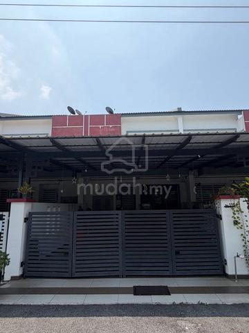 Teres Dua Tingkat Taman Klebang Putra (Fully Renovated, Below Mv) 1