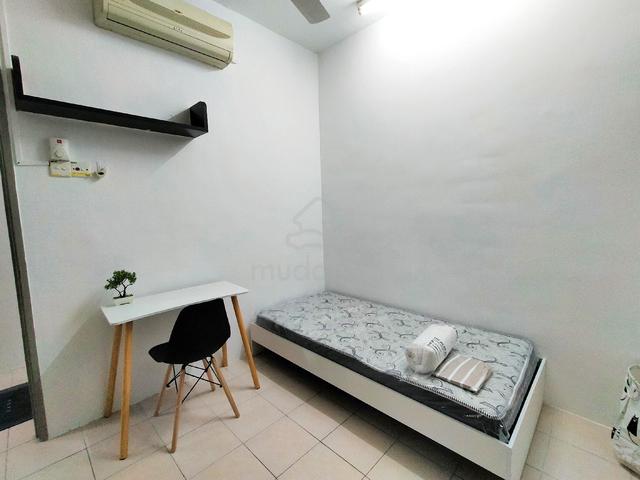 Casa Subang USJ 1 - Single Non-sharing Room Female Only 1