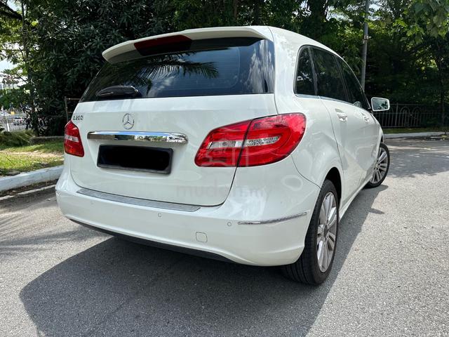 2013 Mercedes Benz B200 BlueEFCY SPRTS TOURER AMG - 4