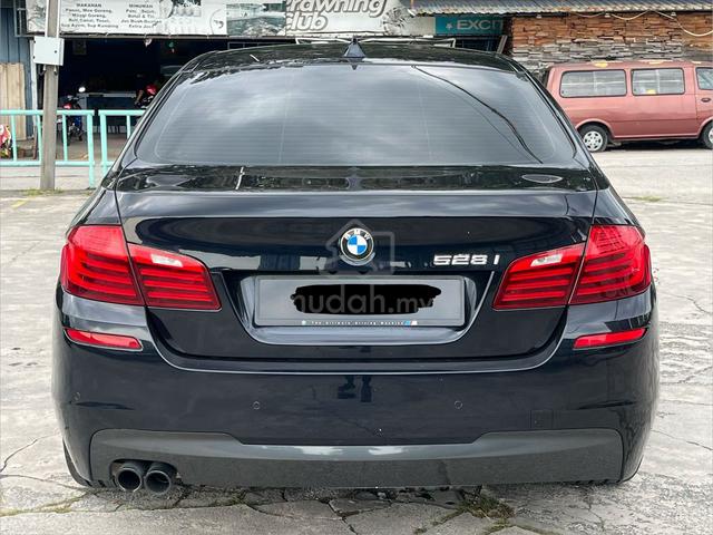 2015 BMW 528i 2.0 M-SPORT FACELIFT (A) - 5