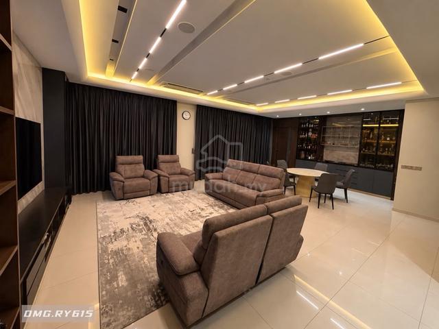 Bandar Rimbayu Dahlia 2 Storey Semi-D Fully Renovated Unit For Sale 1
