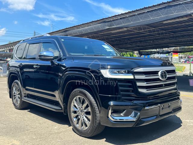 READY STOCK 2023 Toyota LANDCRUISER 3.5 ZX (A) - 3