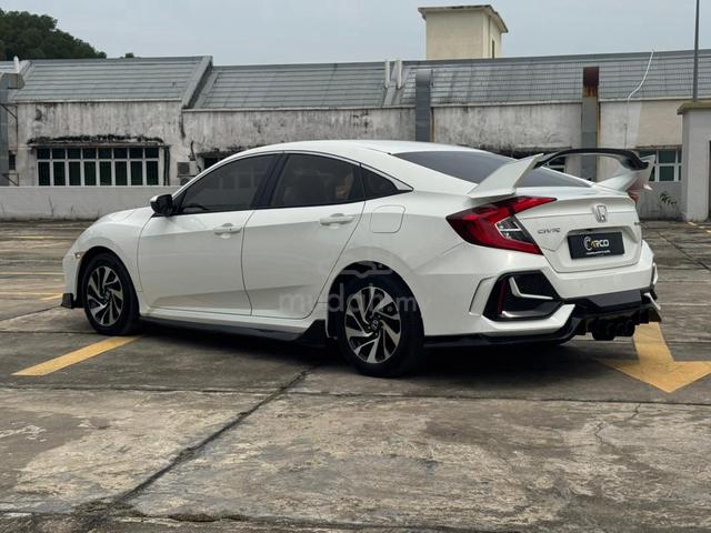 Honda CIVIC 1.8 S i-VTEC (A) TYPE-R FREE WARRANTY - 2