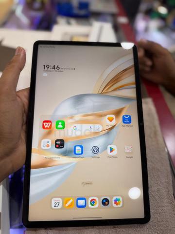 Tablet honor x9a - photo 2 of 6