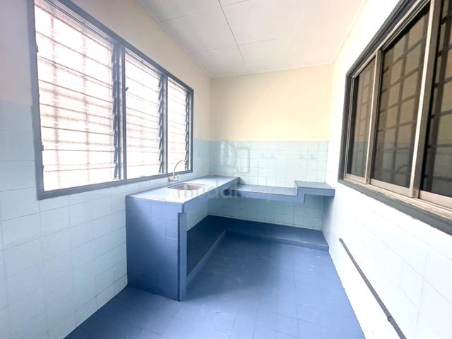Usj 5, Subang Jaya, 2 storey terrace house for rent, Gated & Guarded 1