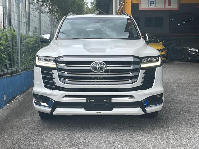 2022 Toyota LANDCRUISER LC 300 3.3 ZX DIESEL  (A) - 3