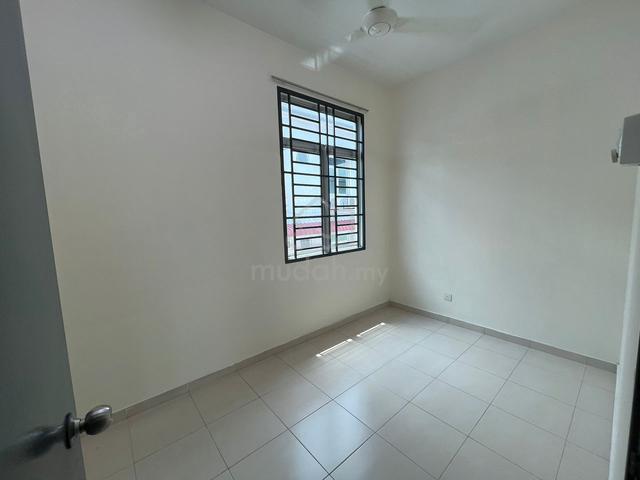 Room for rent in Bandar Seri Alam Masai 1