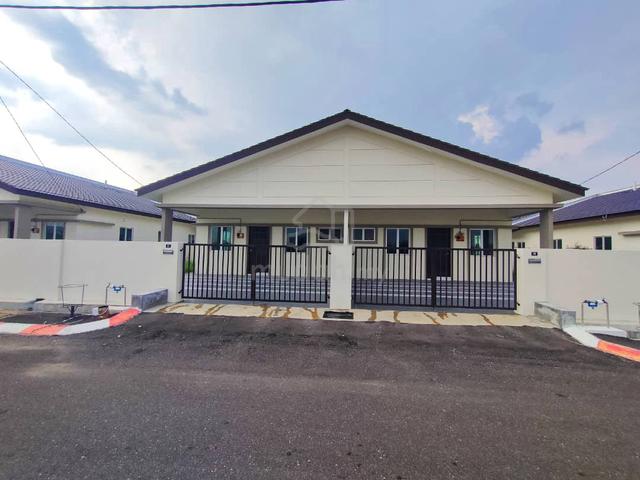 RUMAH LUAS FREE BOOKING Semi D Lagenda Teluk Intan Fasa 4A 1