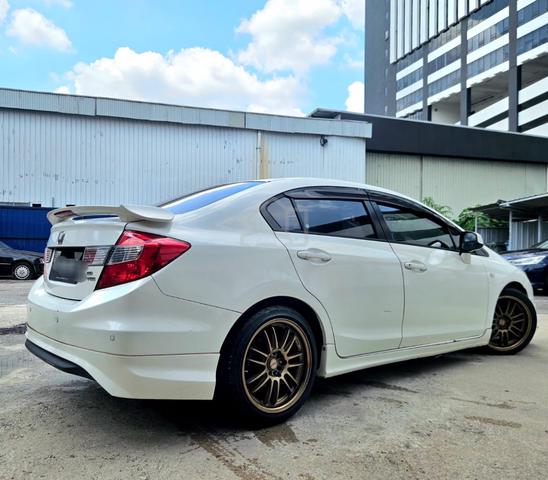 2012 Honda CIVIC 1.8 S-L iVTEC FACELIFT (A) - 2