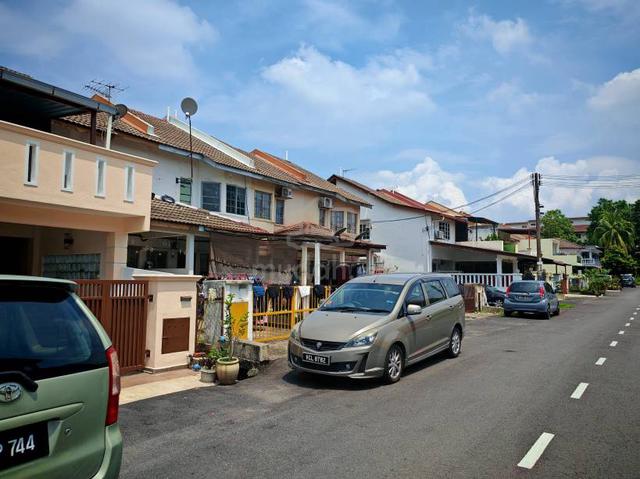 Batu Caves Taman Bolton 2 Storey Link House 1
