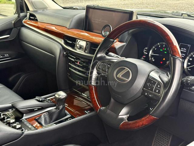 2017/2022 Lexus LX570 5.7 (A) - 4