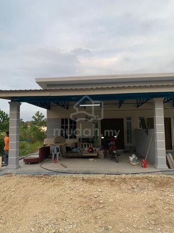 Rumah di Semujok, Jasin (Hadapan UiTM 1KM) 1