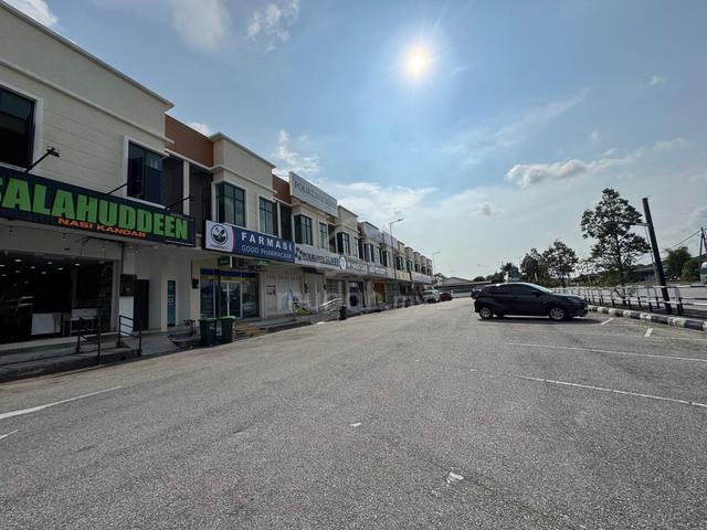 Taman Delima Emas 2 story shoplot ground floor for rent 1