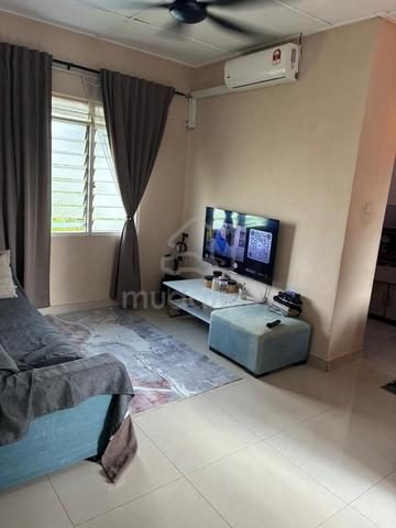 Taman Molek 1