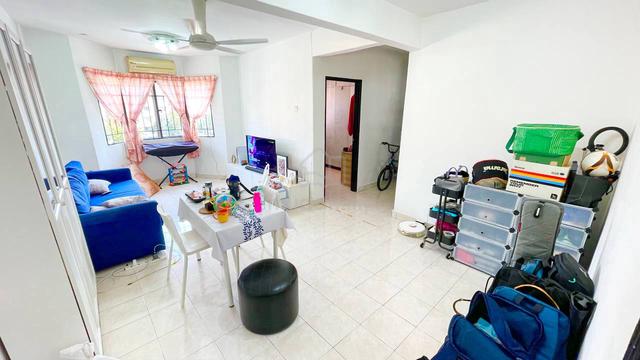 Pangsapuri Carlina 1