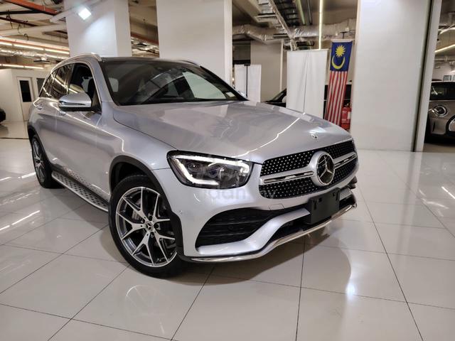 OFFER - 2022 Mercedes Benz GLC300 2.0 4MATIC AMG - 1