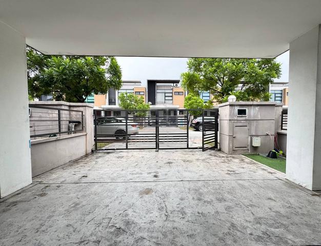 Double Storey Superlink Akasia Cahaya Alam U12 Shah Alam 1