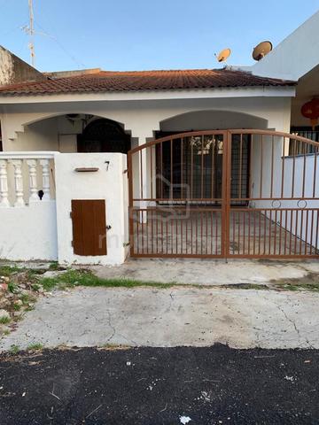 Pulau Gadong Single Storey Terrace π 1