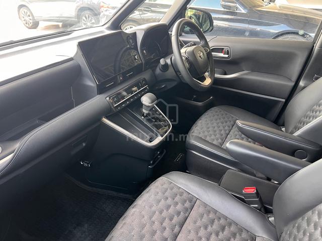 2024 Toyota VOXY 2.0 S-Z (A)*SUPER LOW MILEAGE* - 4