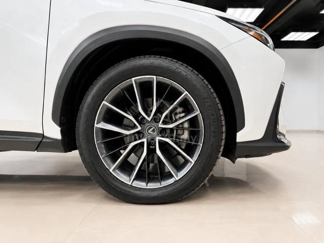 BLACK LEATHER 2023 Lexus NX250 2.5 VERSION-L - 3