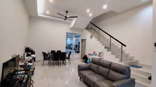 Taman Putra Impiana, Meranti Jaya Puchong (Renovated) 2.5 Storey 1