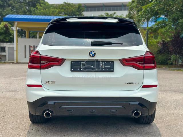 2018 Bmw X3 2.0 XDRIVE30I P/BOOT R/CAM F/BODYKIT - 4