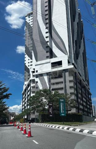 Flora Residency 1