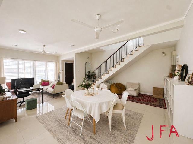 For Sale Bandar Bukit Raja Klang Nahara Endlot Double Storey House 1